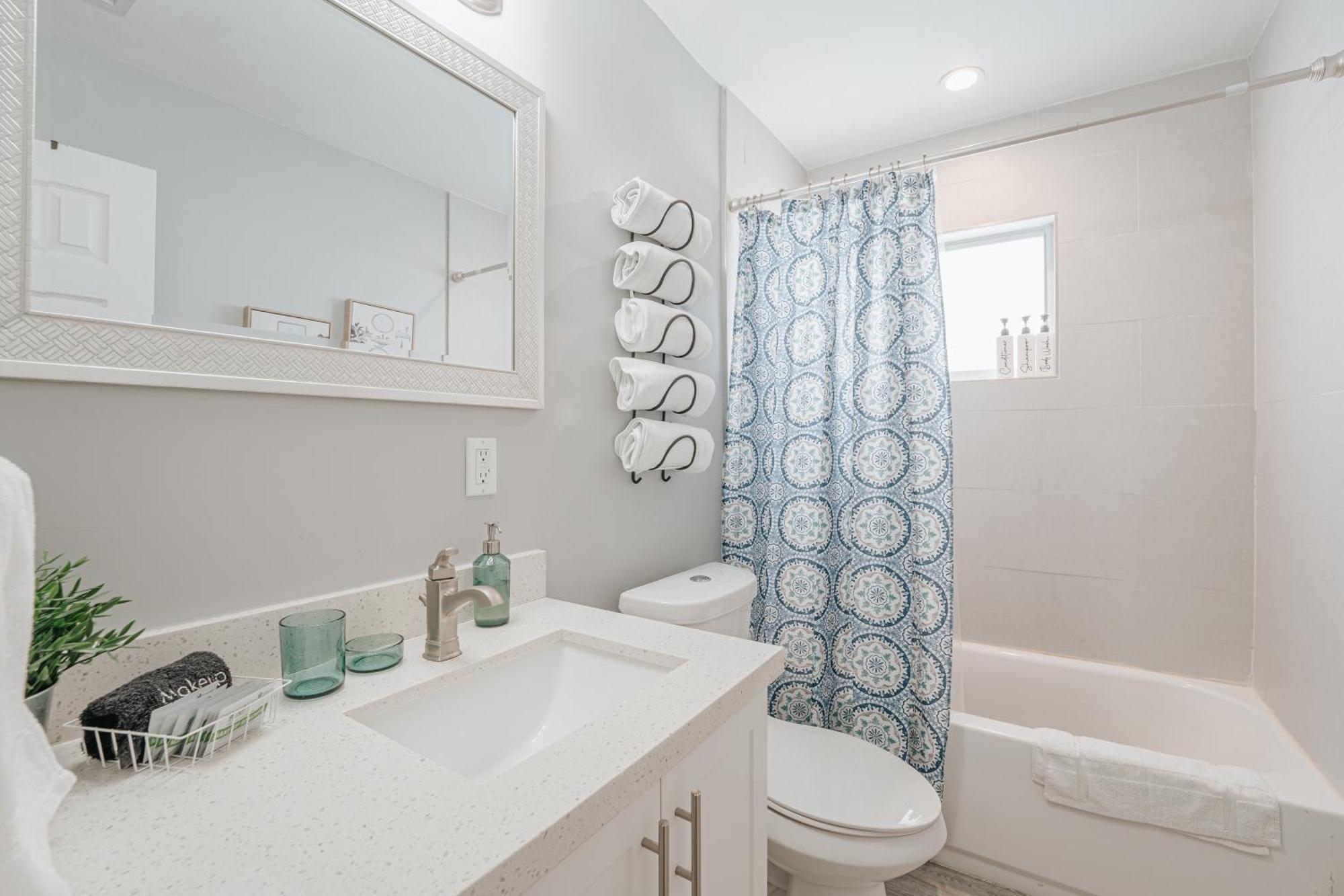 Home With A Pool Close To Beach And Fll Airport Pool Heated October- March Fort Lauderdale Eksteriør billede