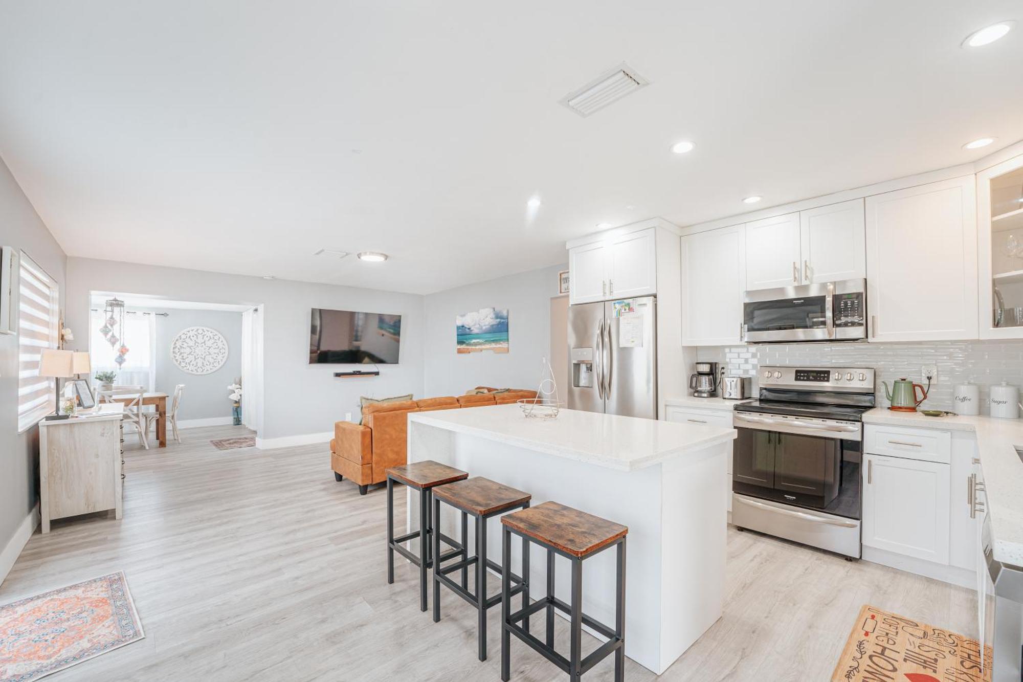 Home With A Pool Close To Beach And Fll Airport Pool Heated October- March Fort Lauderdale Eksteriør billede