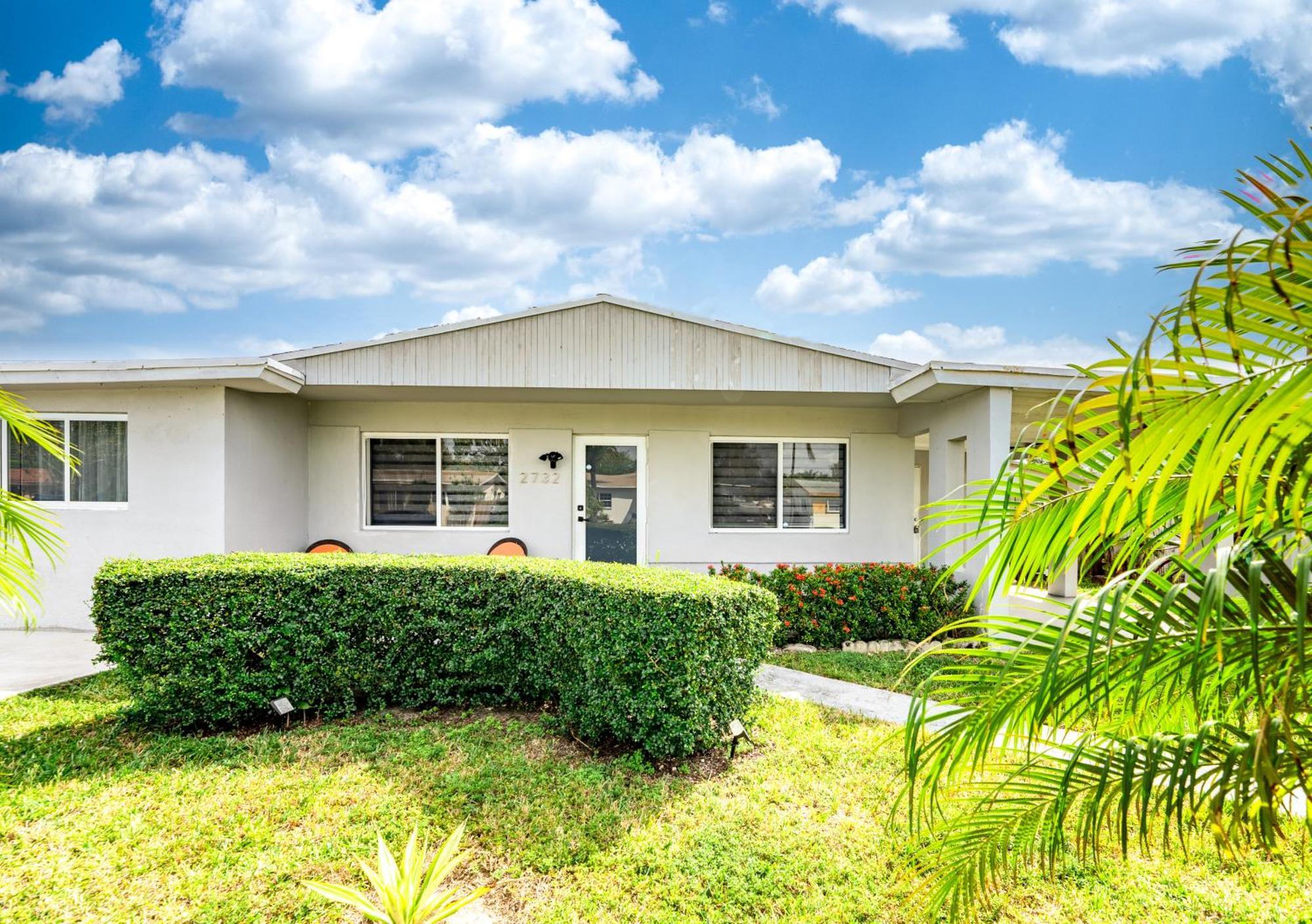 Home With A Pool Close To Beach And Fll Airport Pool Heated October- March Fort Lauderdale Eksteriør billede